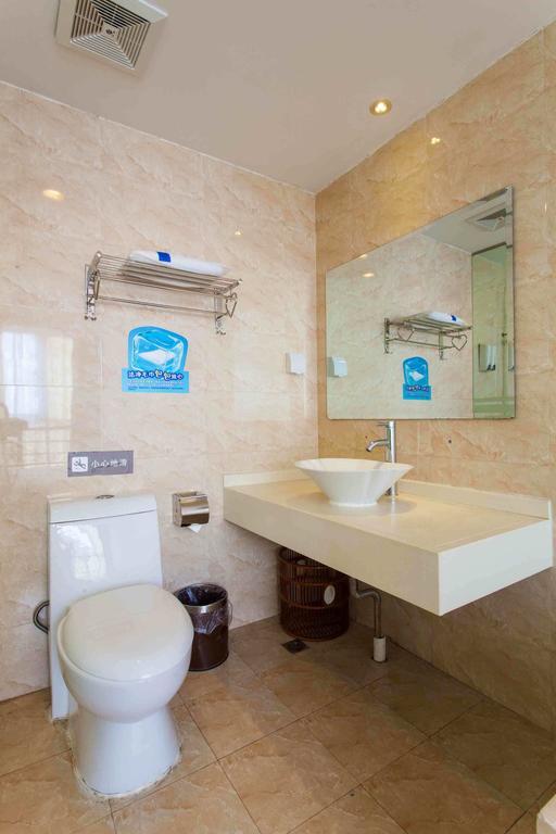 7Days Inn Kunming East Station Juhua Overpass Room photo